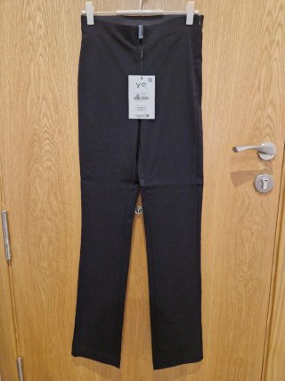 Pantalón negro talla XS