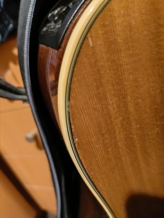 Guitarra Electro-Acústica Takamine EG330SC