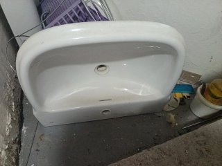 Lavabo con Pedestal Roca Blanco.tres disponibles