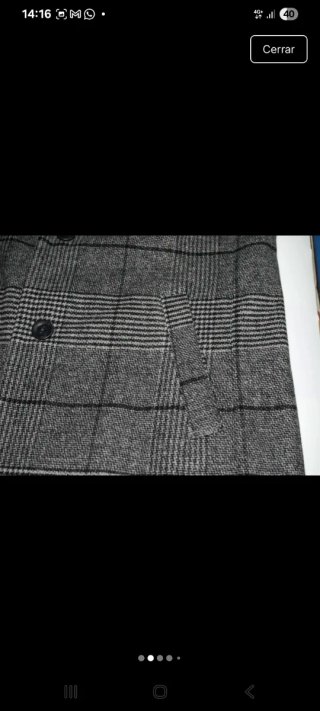 Abrigo Hollister Cuadros Gris