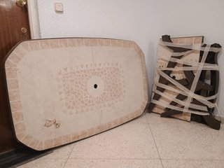 Mesa de jardín desmontable de plástico