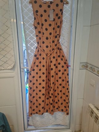 Mono naranja lunares azul marino