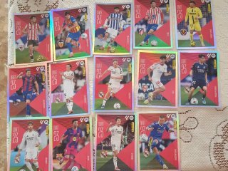 Cromos La LIGA ESTE 2026/27( PACK )300 CROMOS