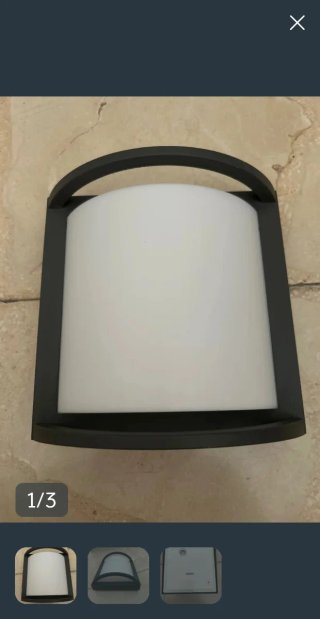 Aplique de jardín gris y blanco