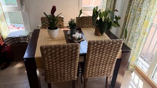 Mesa extensible y 4 Sillas Banak Madera y Mimbre