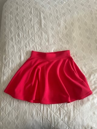Falda fucsia