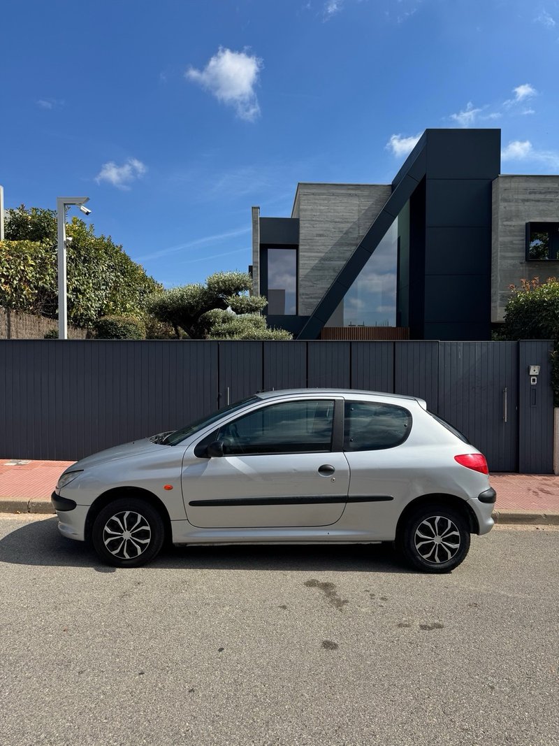 Peugeot 206 1.4 XR 1999, foto 3