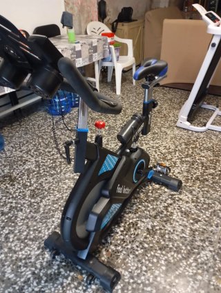 Bicicleta Spinning FYTTER poco uso