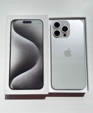 iPhone 15 Pro Max 256GB Plata