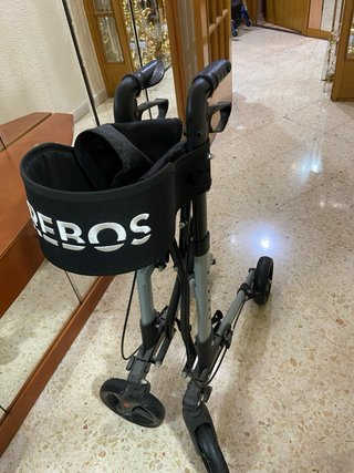 Andador Plegable con Asiento