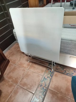 Mesa plegable Maisons du Monde blanca