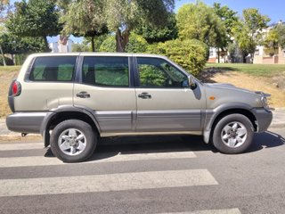 Nissan Terrano 2003