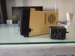 Mini TV Kitten Retro Portátil
