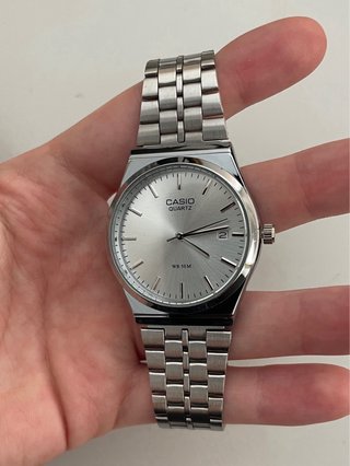 Reloj Casio MTP Correa y Dial Plateado