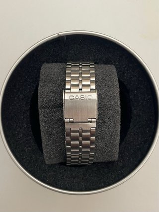 Reloj Casio MTP Correa y Dial Plateado