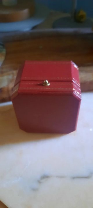 Scatola Cartier per anello