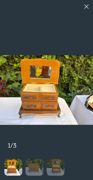 Joyero musical de madera