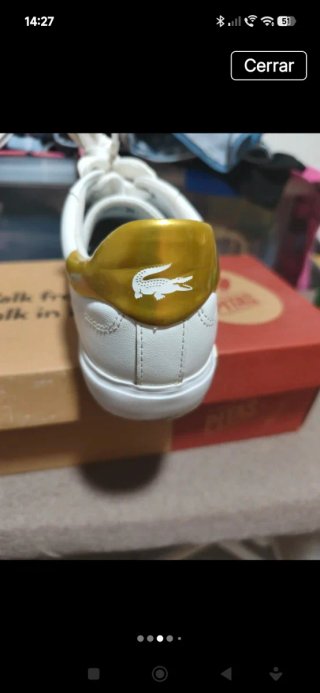 Zapatillas Lacoste Blancas y Doradas