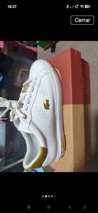 Zapatillas Lacoste Blancas y Doradas