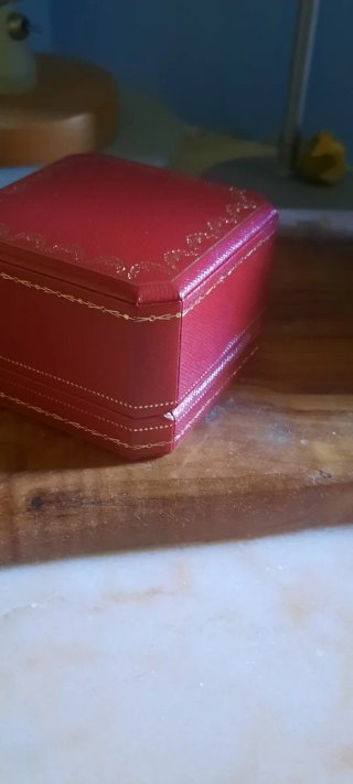 Scatola Cartier per anello