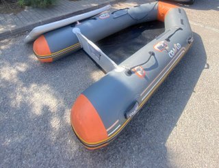 Neumática dingui zodiac 270cm y Motor Marine 3.3