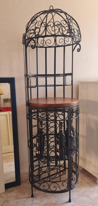 Botellero Forja Vintage con Barra y Mesa