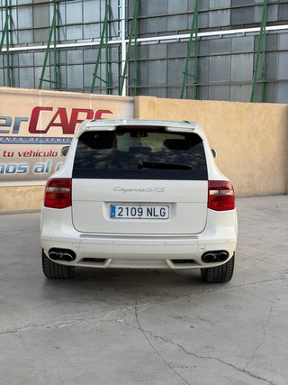 Porsche Cayenne GTS