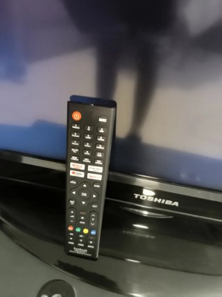 Televisión Toshiba Negra