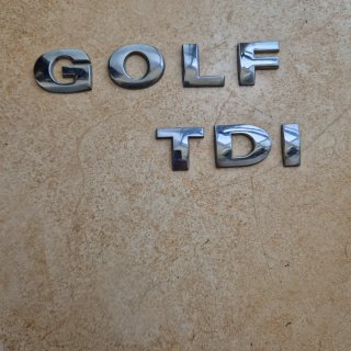 Letras  Golf TDI cromadas