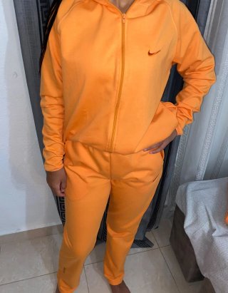 Disponible desde la S hasta la xxl Bordado Unisex