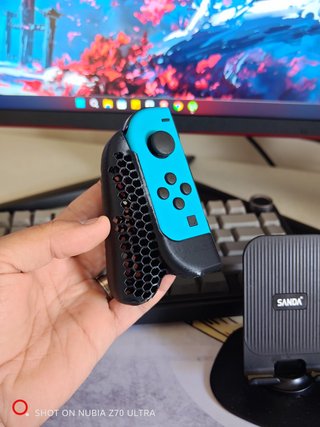 Suporte Vertical TATE + Grip 3D para Switch