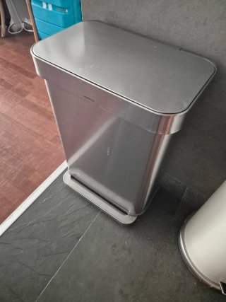 Cubo de Basura Simplehuman 55L Acero