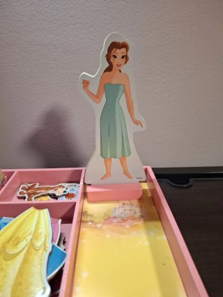 Caja madera Princesas Disney  Juego magnético iman