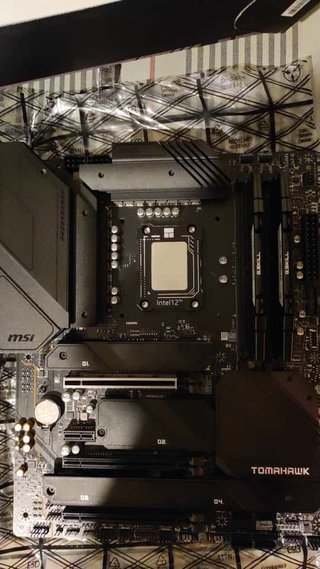 MSI MAG Z690 Tomahawk WiFi DDR4