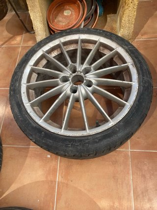 4 Llantas de 18 pulgadas