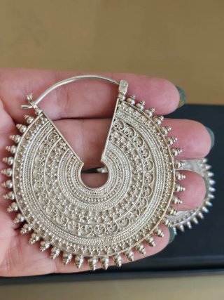 Pendientes de Aro con Detalle Labrado