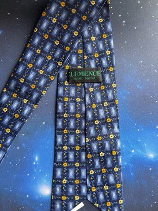 Corbata Lemence Azul con Estampado Floral