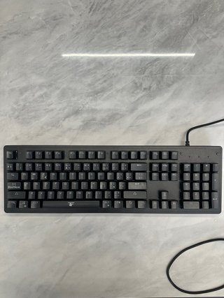 PC Gaming Nfortec + monitor + teclado y ratón