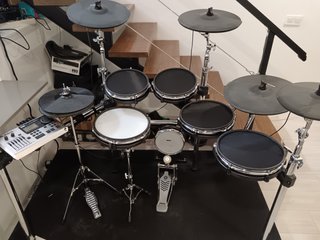 Batería Electrónica Alesis DM10X Malla