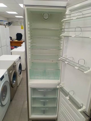 Nevera marca Liebherr 200/60cm A++ con garantia