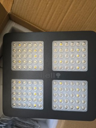 Pack Completo de Cultivo Indoor Armario, LED, etc.