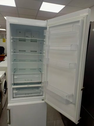 Nevera marca Svan 200/60cm clase E con garantia