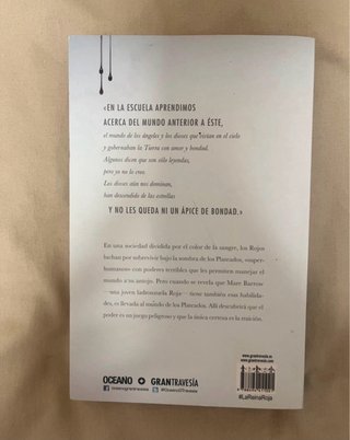 La Reina Roja - Victoria Aveyard