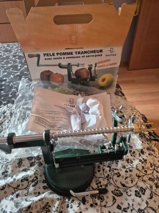 Pelador de manzanas Matfer nuevo