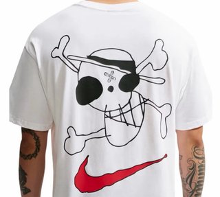 Camiseta Nike x One Piece Talla S