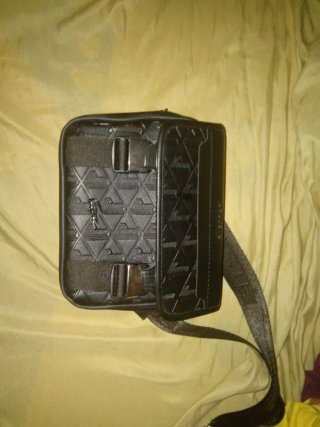 Riñonera Lacoste Negra