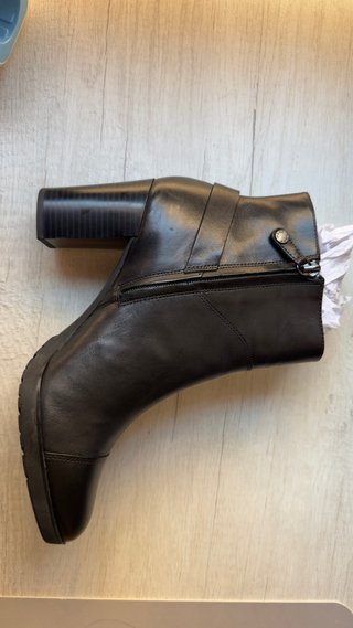 Botines de Piel Negros Geox
