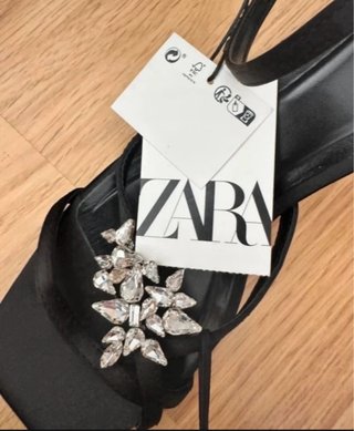 Sandalias de fiesta Zara negras