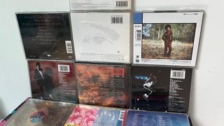 Lote 16 CDs Michael Jackson. Perfil solidario