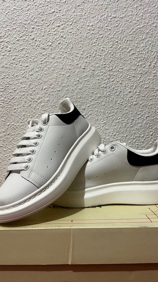 Zapatos Alexander McQueen Blancos Talla 39